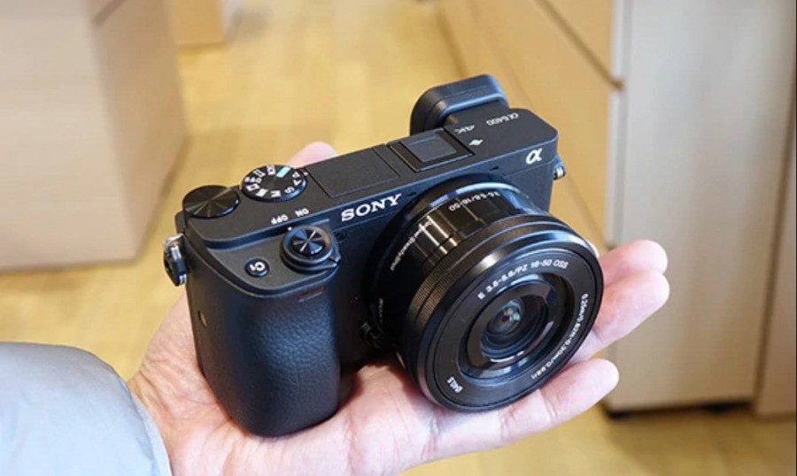 Kamera yang Bagus untuk Video Sony Alpha A6400