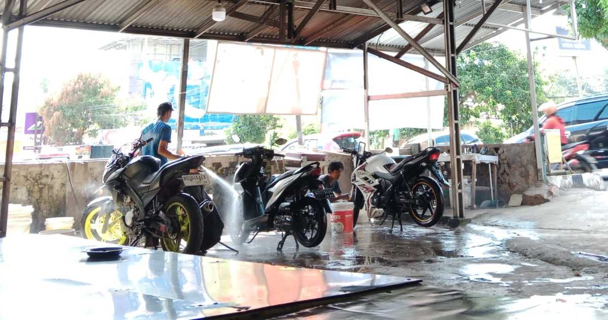 Jasa Cuci Motor dan Mobil